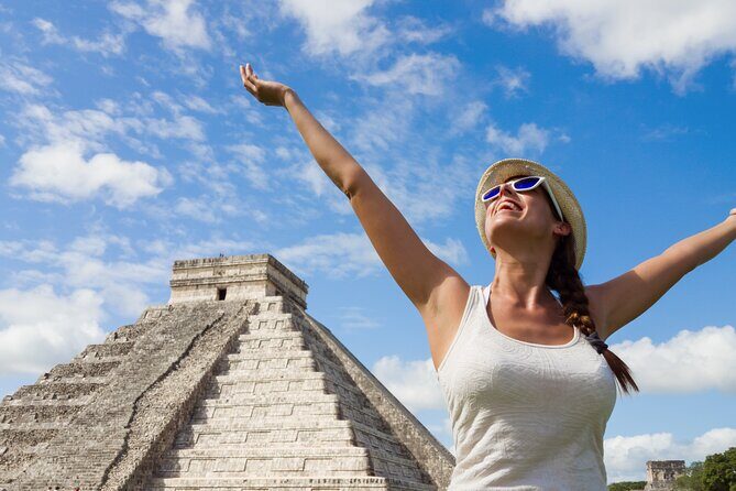 Chichen Itza Early access Tour, with private Cenote & Valladolid - Pickup and the Ride: Comfort for a Long Day