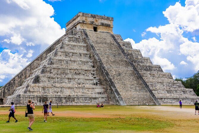 Chichen Itza Early access Tour, with private Cenote & Valladolid - Cenote Palomitas: Swim, Swim Again, and Eat