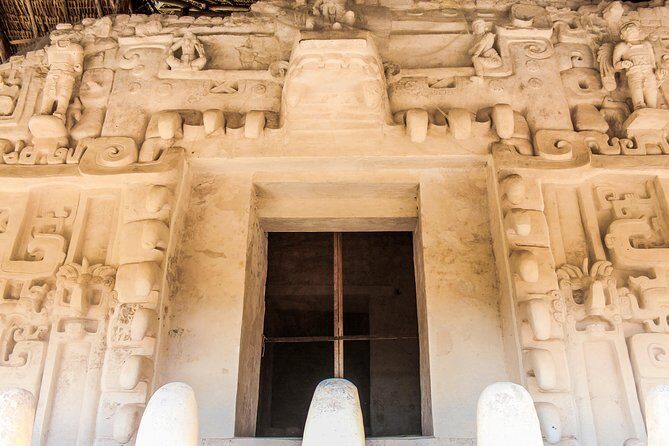 Chichen Itza & Ek Balam Tour From Cancun - Lunch and snacks on a long day