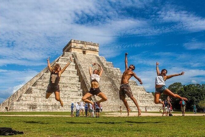 Chichén Itzá Full-Day Tour with Mayan Buffet, Cenote & Valladolid - Cenote Saamal swimming: what makes this stop special