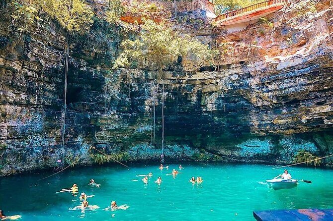 Chichén Itzá Full-Day Tour with Mayan Buffet, Cenote & Valladolid - Transport comfort: panoramic buses, and a toilet on board