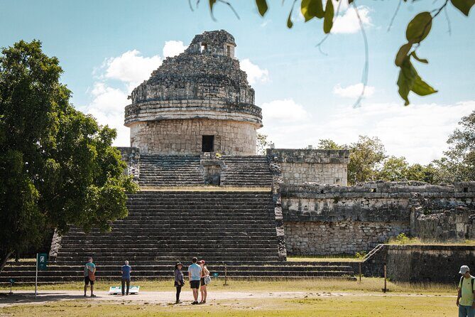 Chichen Itza Marvel of the World Early Morning Archaeologic Tour - Beating the crowds and heat: your morning strategy