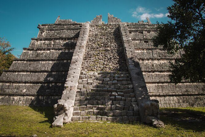 Chichen Itza Marvel of the World Early Morning Archaeologic Tour - Who this tour fits best
