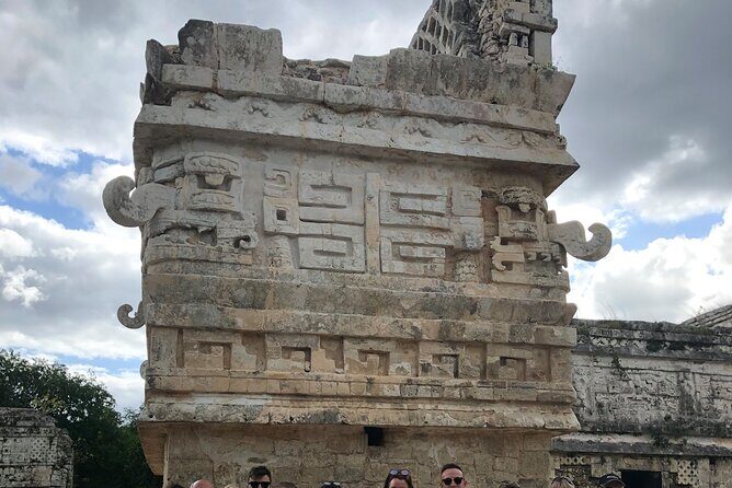 Chichen Itza Max - Valladolid time: colonial charm plus real market flavors