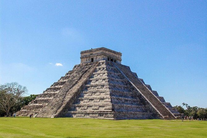 Chichen Itza Maya Amazing Adventure - Lunch buffet, tequila, and chocolate: included extras that shape the day