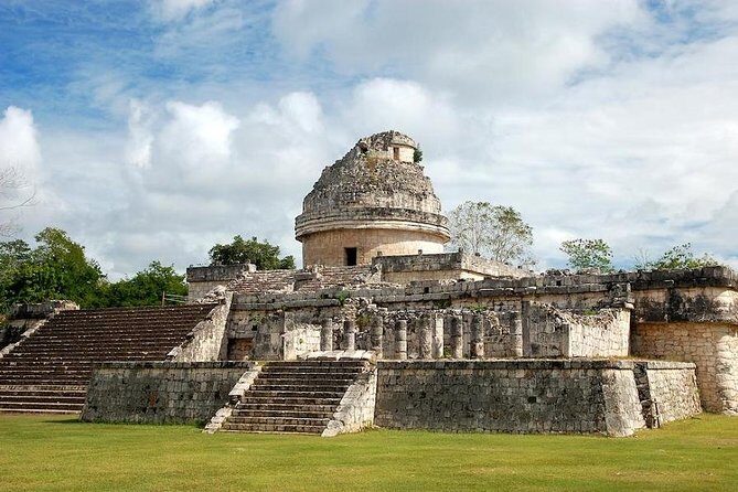 Chichen Itza Premium - Language on the Ground: English Mentioned, Bilingual in Real Life