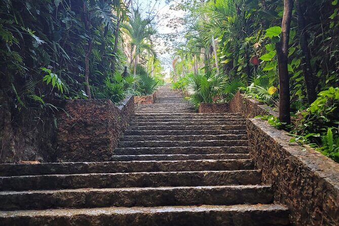 Chichen Itza Private Tour Ciudadela Norte and Cenote Tsukan - Who should book this private Chichen Itza–Tsukan–Izamal combo
