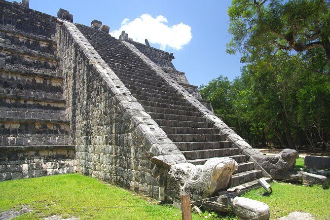 Chichen Itza: Self-Guided Tour with Audio Narration & Map - El Caracol and the sky-watchers: where astronomy becomes architecture
