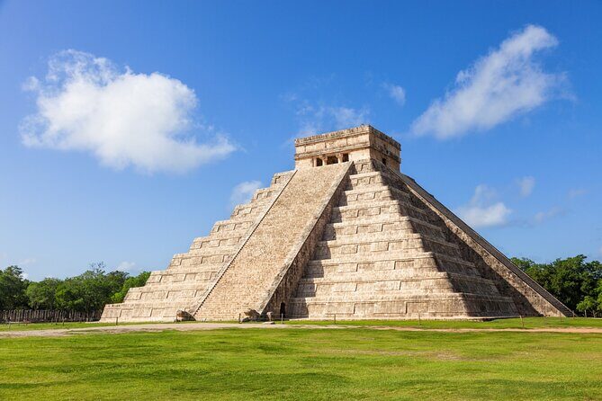Chichen Itza: Self-Guided Tour with Audio Narration & Map - The long Chichén Itzá Yucatán segment: where context gets real