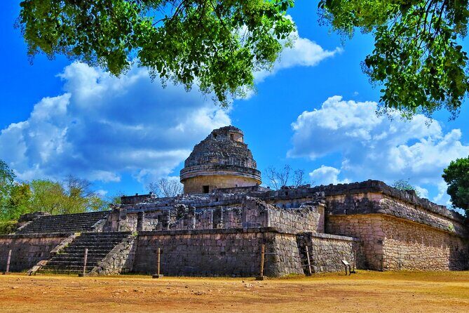 Chichen Itza: Self-Guided Tour with Audio Narration & Map - Entering the park with the right setup (phone, headphones, offline download)