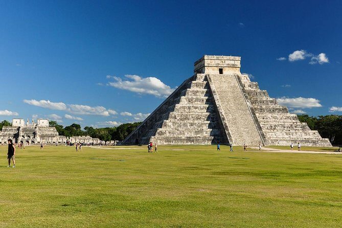 Chichen Itza Ticket with optional Guide - Optional bilingual guide: when it adds meaning (and when it’s unnecessary)