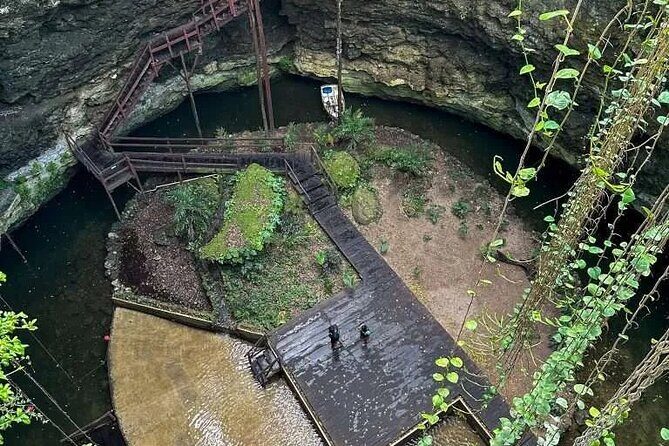 Chichen Itza Tour Plus with Cenote Swim and Round Transportation - Valladolid in 25 minutes: enough for a walk, not for a deep visit