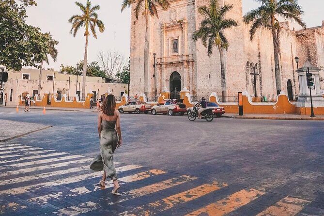 Chichén Itzá Tour, Suytun and Ik kil cenotes with Round Transfer - Valladolid for One Hour: Colonial Streets at Your Own Pace