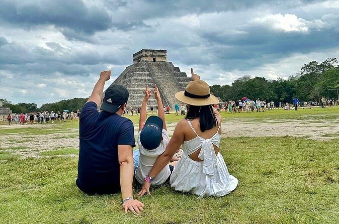Chichén Itzá Tour with an Expert Guide from Valladolid - Stop 1 in Valladolid: A Quick Start Before You Go Full Time-Travel