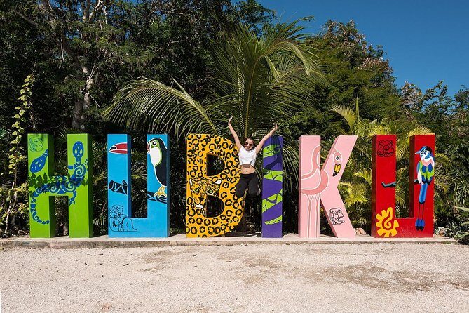 Chichén Itzá Tour with Cenote Xunáan, Valladolid & Lunch - Guides and the upsell factor: how to keep the day fun