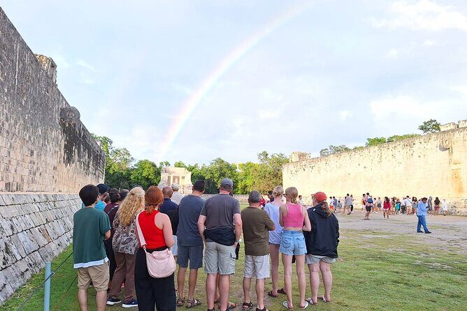 Chichen Itza: Tour with Expert Guide without lines! - Who this tour suits best (and who might prefer going solo)