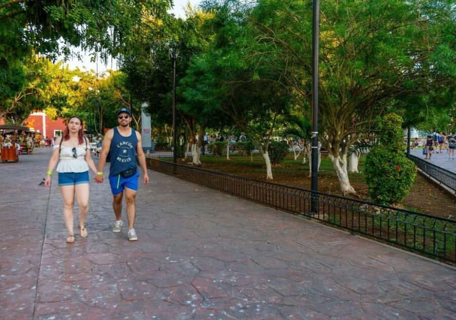 Chichen Itza: Visit the ruins, sacred cenote and Valladolid - Who should book this Chichen Itza, cenote, and Valladolid tour