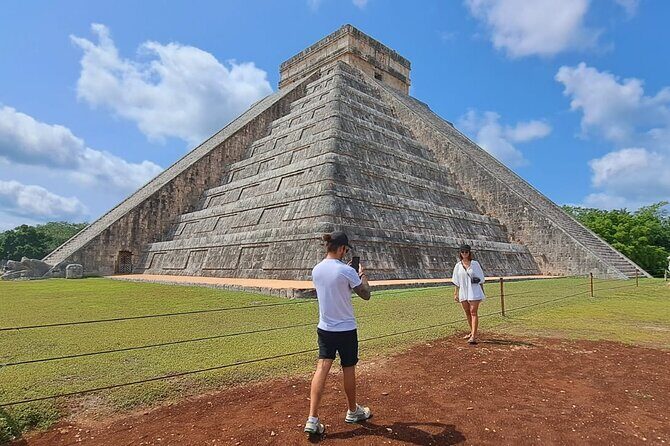 Chichen Itza walking tour early access without lines small group - Early Entry at Chichén Itzá: Beat the Rush on a Small Group Tour