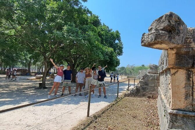 Chichen Itza walking tour early access without lines small group - Guided Highlights: Kukulkan, Ball Game, Warriors, and Thousand Columns