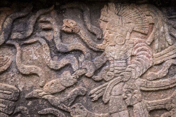 Chichen Itza Walking Tour with Audioguide (no ticket) - Getting ready on your phone: download, activate, and bring the right gear