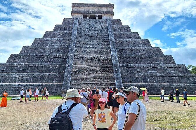 Chichen Itza : Walking Tour with Expert Guide and Skip-the-Line Access! - Why a Chichén Itzá walking guide is worth it
