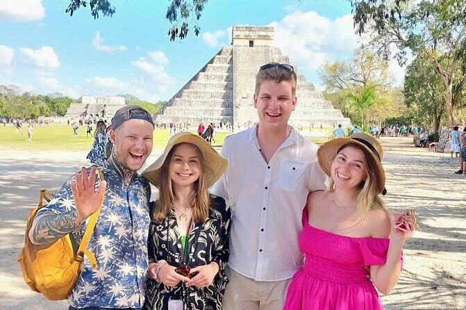 Chichen Itza : Walking Tour with Expert Guide and Skip-the-Line Access! - Stop 2: Temple of the Warriors and the power story in stone