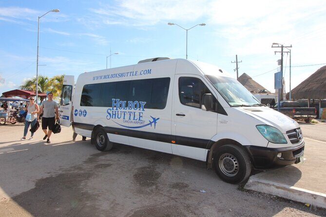 Chiquila Cancun Airport Private Shuttle 1 to 3 Person - Price value: when $192 per group actually makes sense