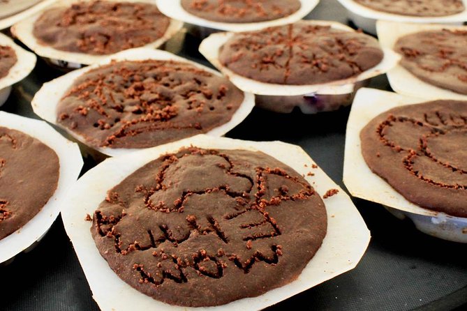Chocolate Seaside Workshop & Wine Tasting - Stingray Beach Venue: Air-Conditioned Comfort With Beach Views