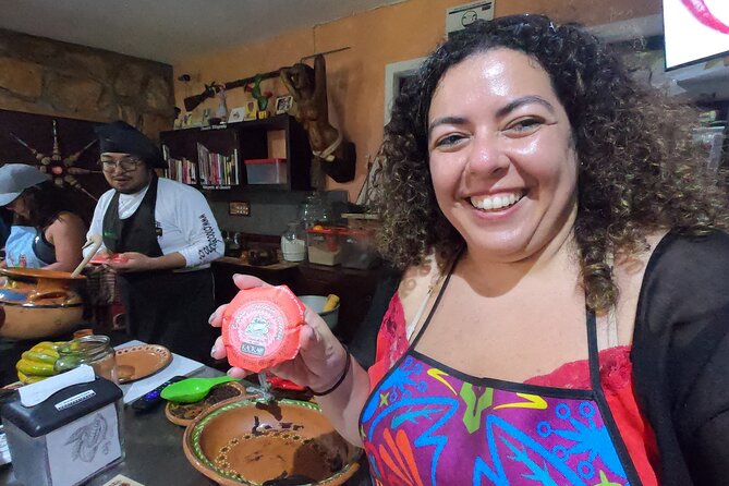 Chocolate Tasting & mayan Presentation - Starting at La Monina: how the day stays simple