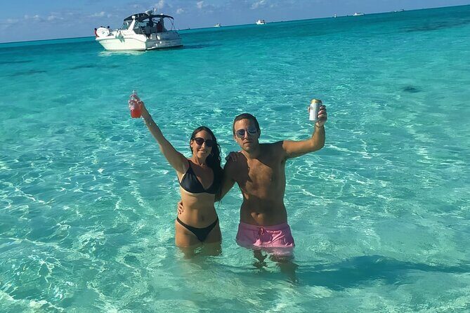 Cielito Cozumel: Mexican Caribbean Snorkeling Tour - Stop 3: Playa El Cielo starfish snorkeling in shallow clear water