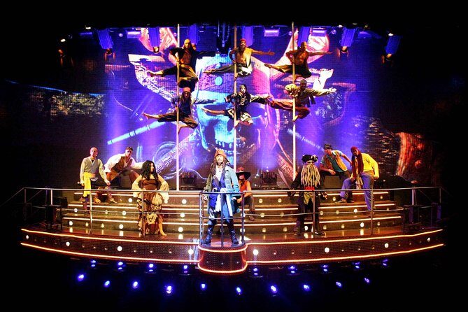 Coco Bongo Cancun Nightclub - Food and Drinks: The Included Bar Is the Main Perk