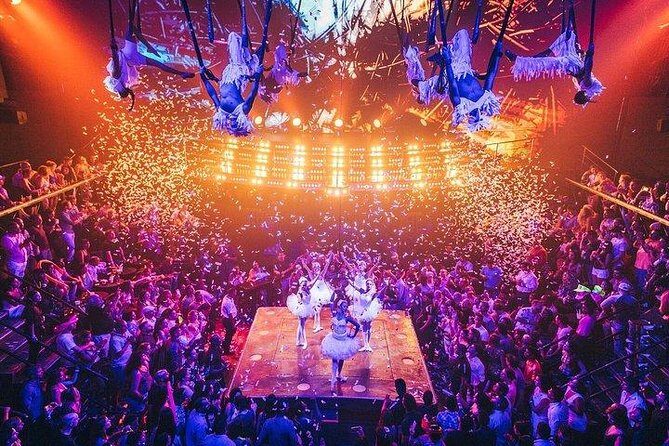 Coco Bongo Playa del Carmen New Year's Eve 2027 - The NYE entertainment machine: acrobats, DJs, screens, and special effects