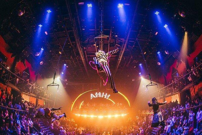 Coco Bongo Playa del Carmen New Year's Eve 2027 - Your ticket’s real value: open bar, bottled water, and a NYE t-shirt