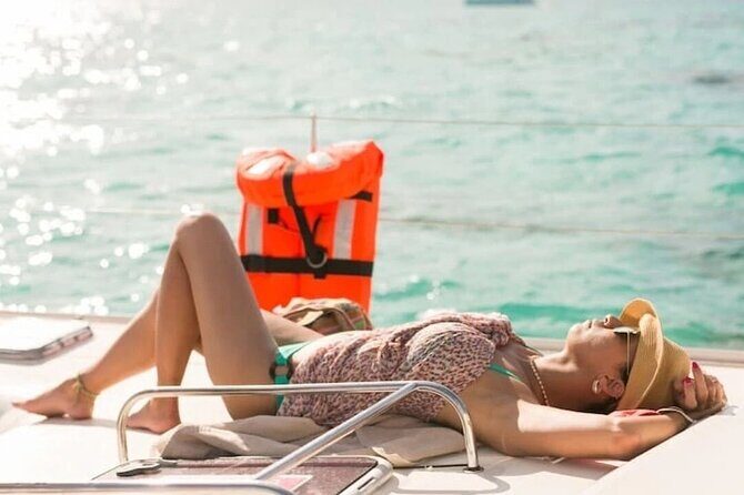 Combo Saver: Chichen Itza & Cenote + Isla Mujeres Catamaran - Day 2 Isla Mujeres catamaran: snorkeling setup and an open-bar unwind