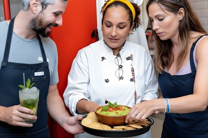Cooking Class in Playa del Carmen: 9 Recipes & Bottomless Drinks - Key highlights that make this class worth your time
