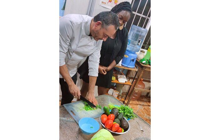 Cooking Class in Playa del Carmen: 9 Recipes & Bottomless Drinks - Logistics that affect your comfort (and how to plan smart)