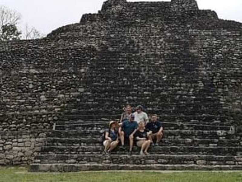 Costa Maya: Chacchoben Mayan City and Bacalar Lagoon Tour - Guides and service: what you can look for on the day