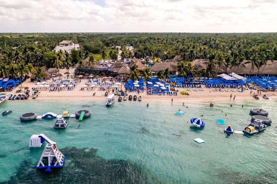 Cozumel: Best Parasailing Experience + Locker - First things first: why this Cozumel parasailing feels different