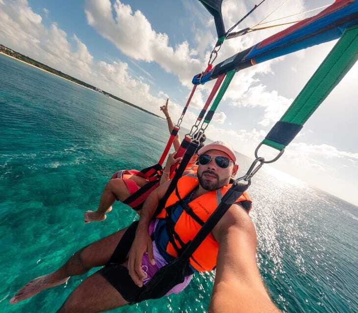 Cozumel: Best Parasailing Experience + Locker - After the ride: pool, Wi‑Fi, showers, and how to use them