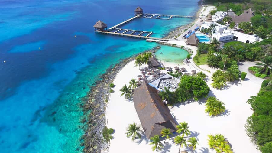 Cozumel: Chankanaab Park Admission+ Snorkel+ Welcome drink - The beach side: loungers, hammocks, and shade that actually helps