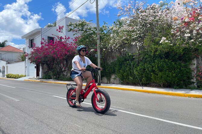 Cozumel: City Tour by E-bike - Small group size and real-world pacing
