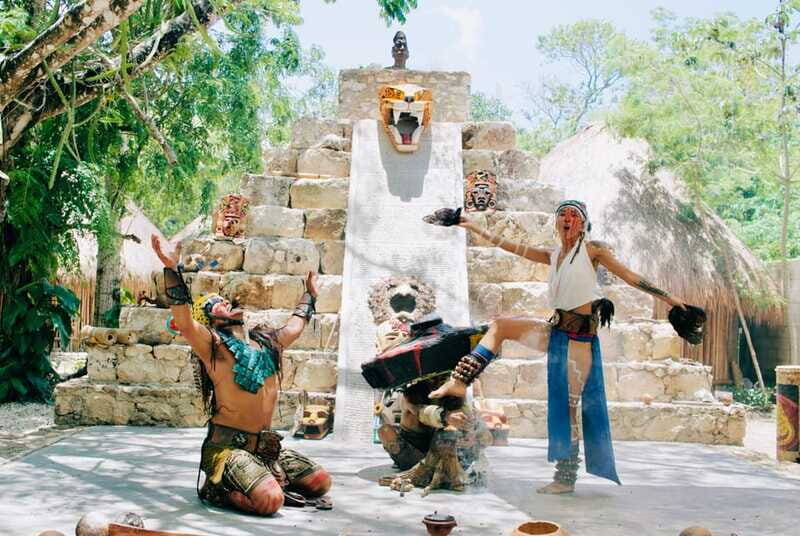 Cozumel: Island Tour Mayan Experience & Beach Getaway - Shopping time in Cozumel: use it for small wins