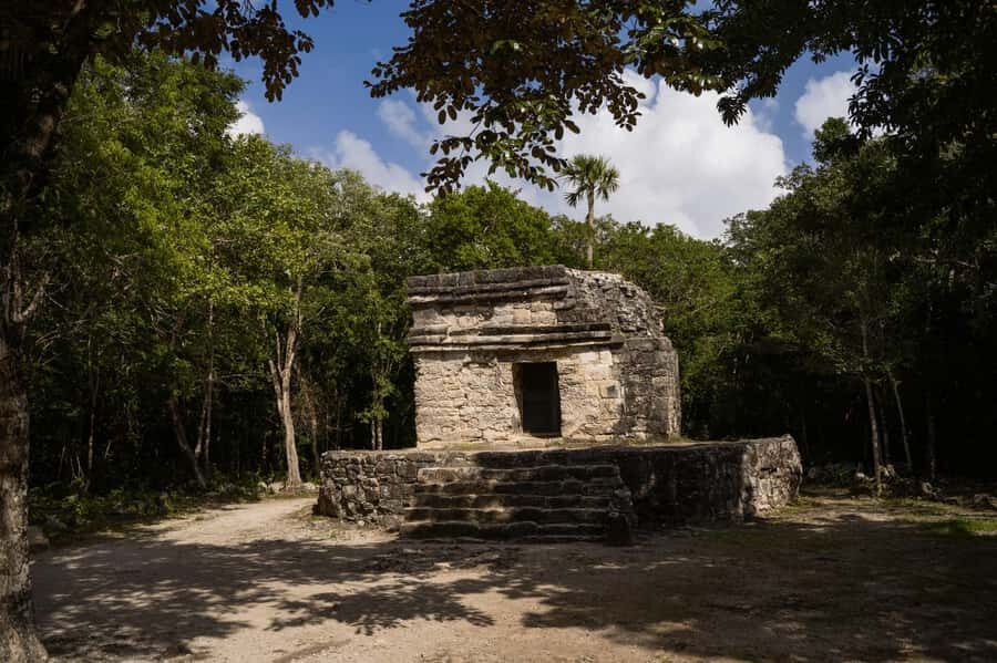 Cozumel: Mayan Ruins Guided Tour with Snorkeling & Lunch - Playa Uvas beach club: the payoff after ruins and riding