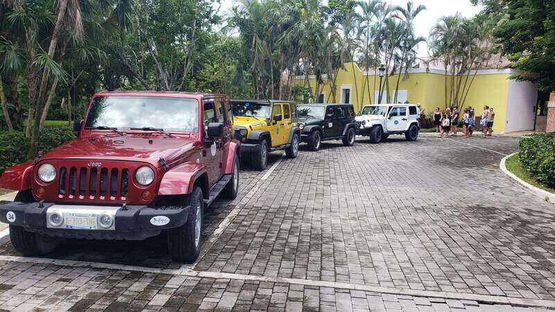 Cozumel Private Jeep Tour with Lunch and Snorkeling - Should you book the Cozumel private Jeep with tequila, lunch, and snorkeling?