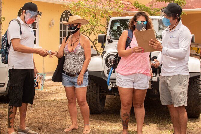 Cozumel Private Jeep Tour with Snorkeling Experience and Lunch - Private Jeep in Cozumel: how the day actually feels