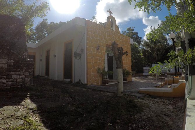 Cozumel Private Van Service with Snorkel Tour - Lunch on your schedule: fajitas, tacos, and a calmer break