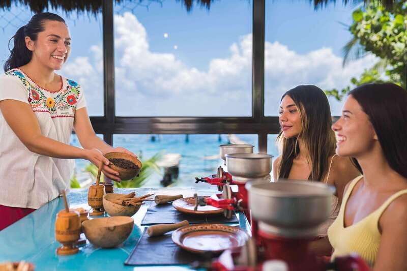 Cozumel: Seaside Chocolate Workshop and Wine Tasting - Your 2-hour plan: what happens from welcome drink to final shopping