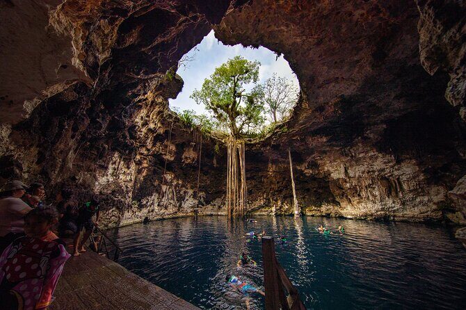 Cuzama Cenotes Adventure Day Trip - Lunch break: refuel without the hassle
