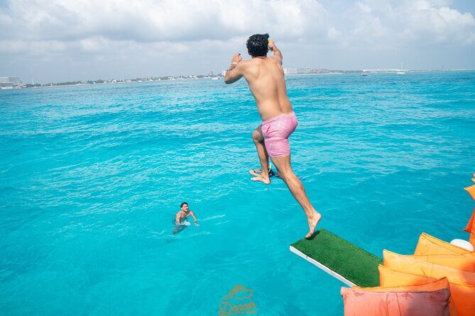 Dancer Cruise Isla Mujeres Snorkel Food and Drinks Included - Meeting point tips: how to avoid the last-minute scramble