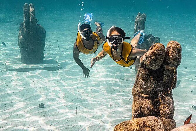 Deluxe Catamaran to Isla Mujeres with Open Bar from Cancun - Isla Mujeres: what 1.5 hours of free time feels like